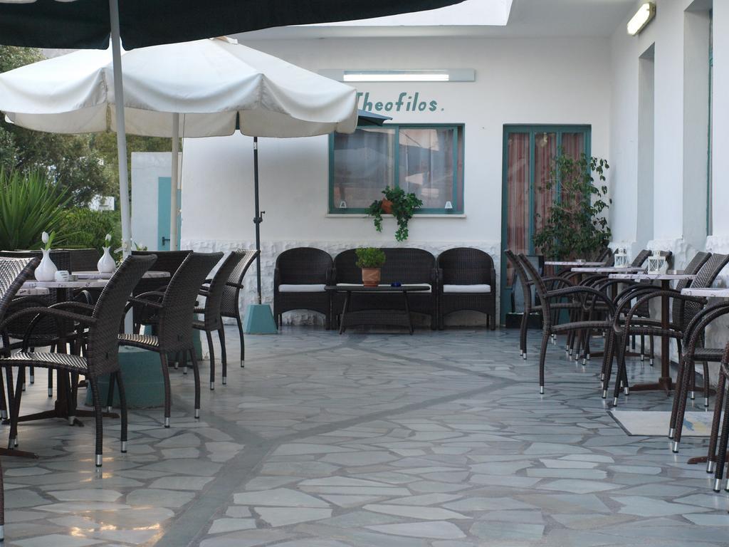 Serifos Beach Hotel Livadi  Buitenkant foto
