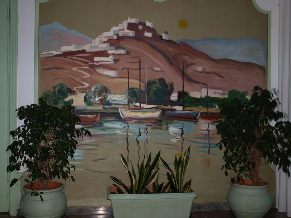 Serifos Beach Hotel Livadi  Buitenkant foto